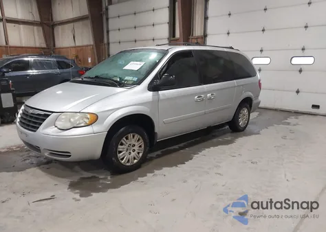 2006 Chrysler Town & Country Lx z USA, uszkodzony, nr VIN 2A4GP44R76R601375